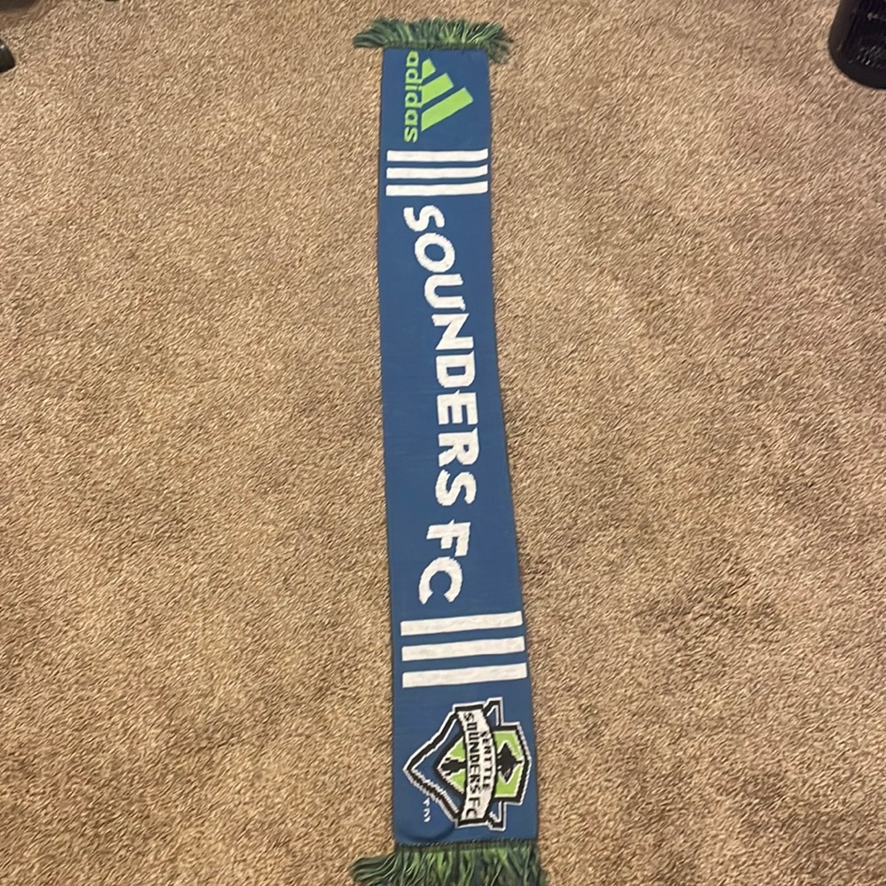Adidas Seattle Sounders Scarf